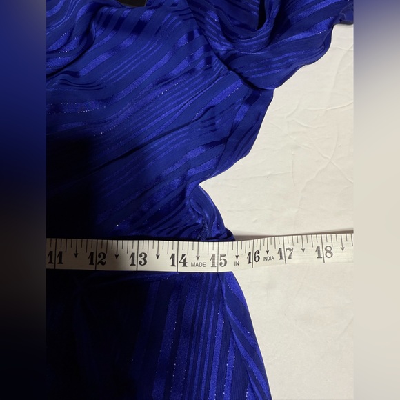 DKNY Royal Blue Faux Wrap knee length Dress Size 6 - Picture 9 of 12